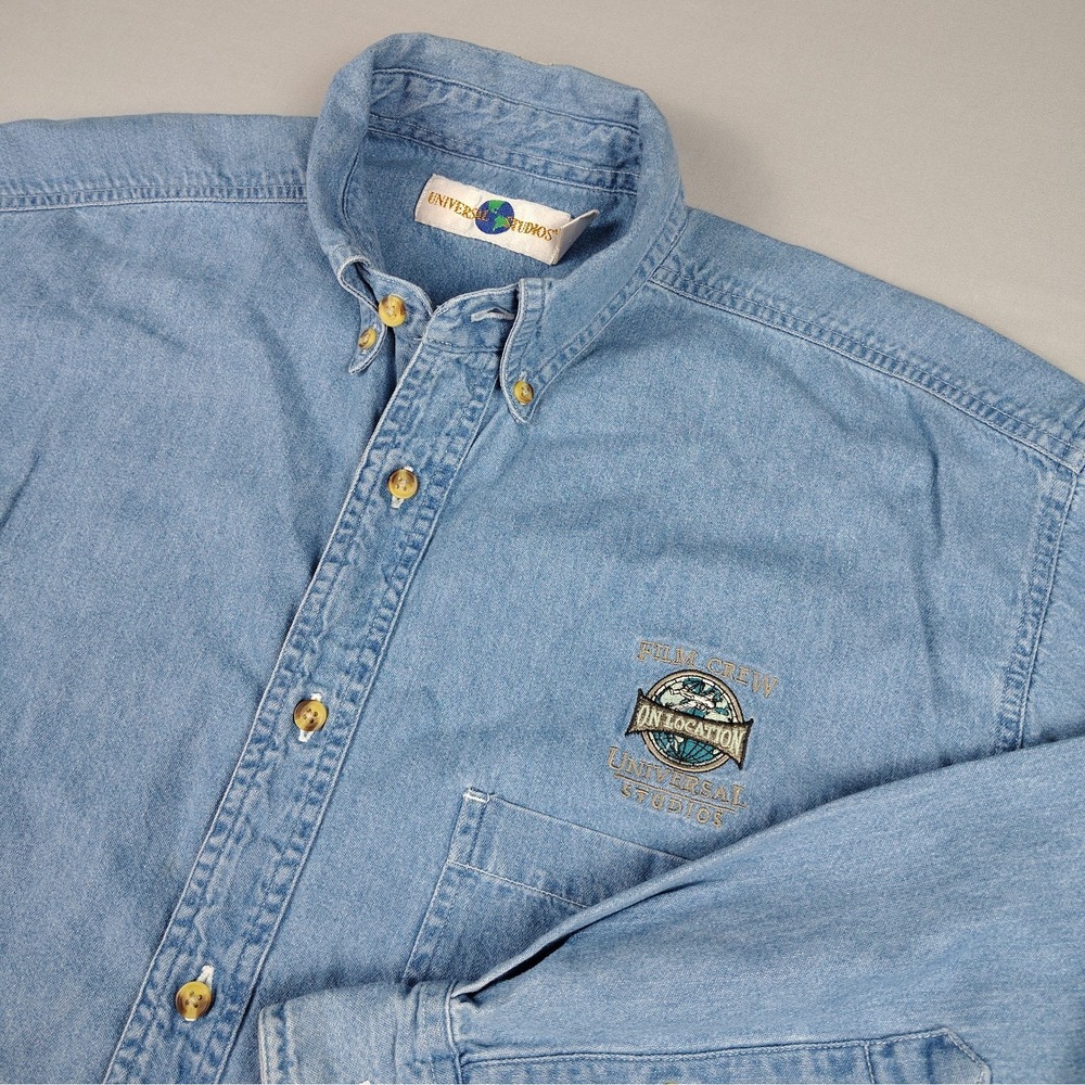 Vintage Universal Studios Shirt Mens M Film Crew On Location Denim Embroidered